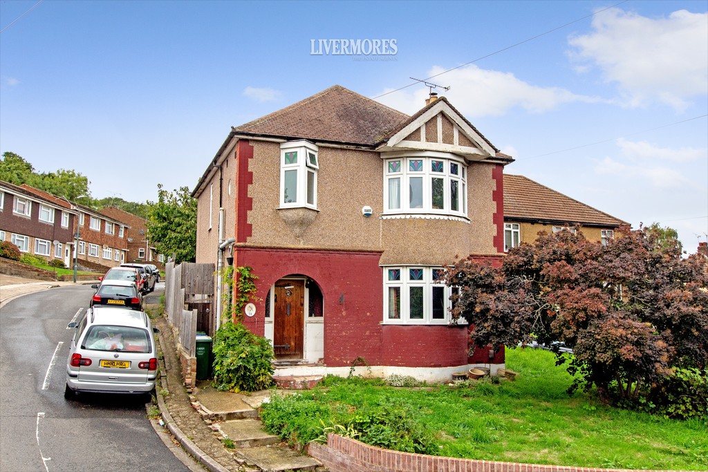 Properties for Sale in crayford Livermores