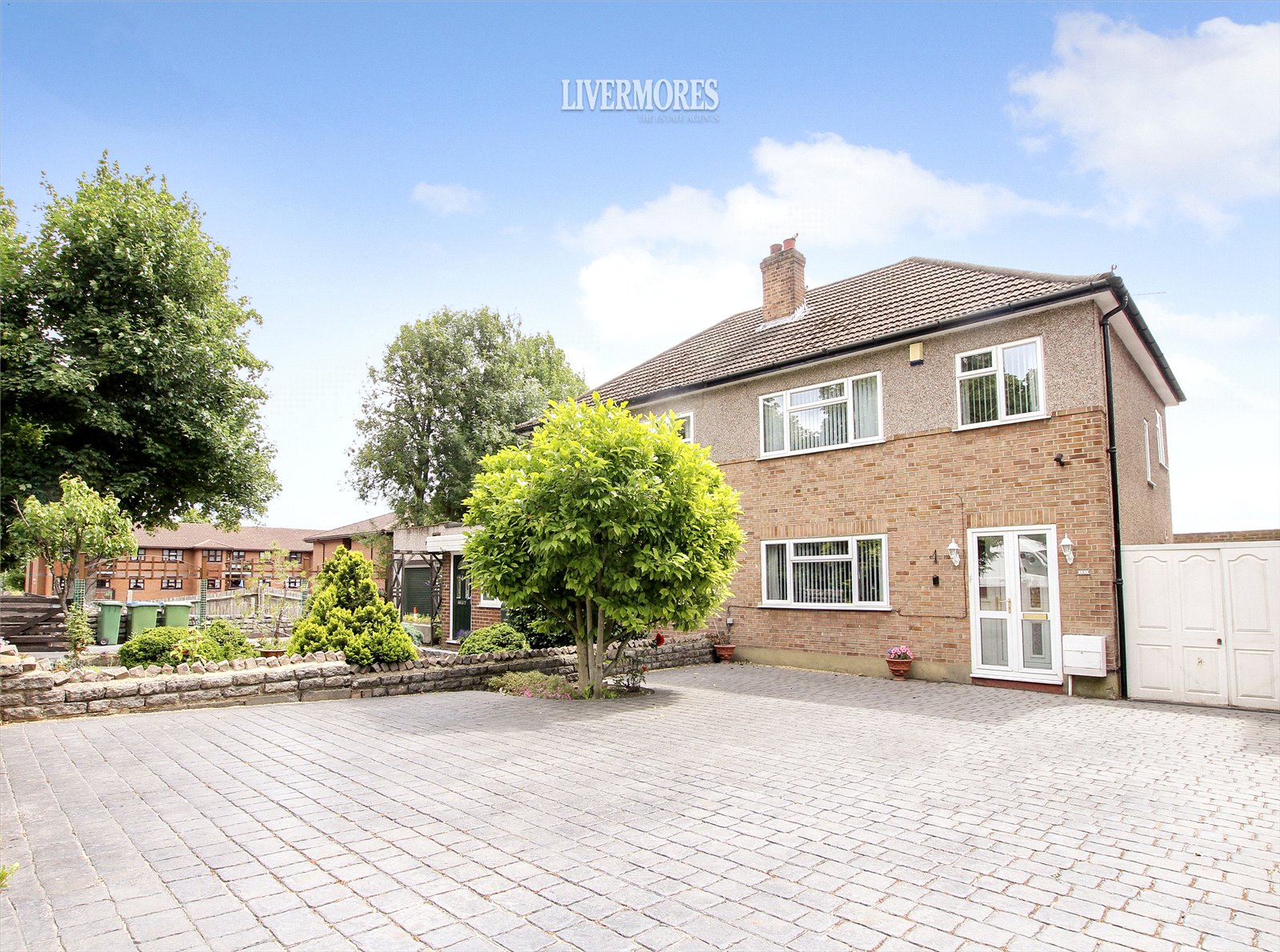 Properties for Sale in dartford Livermores